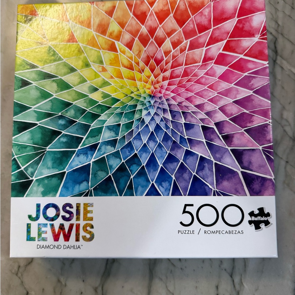 Buffalo Puzzle, Josie Lewis Diamond Dahlia 500pc